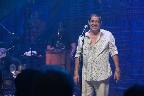 Zeca Pagodinho apresenta o último show do ano no Rio de Janeiro