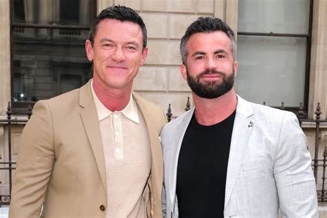 Who Is Luke Evans Boyfriend All About Fran Tomas