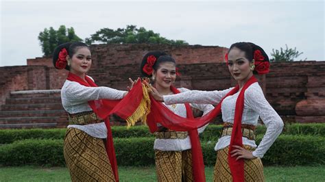 Goyang Karawang – Balai Pelestarian Nilai Budaya Jawa Barat