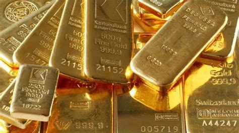 Gold Prices Jump By Rs Per Tola In Pakistan