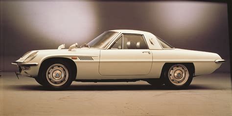 1967 Mazda Cosmo Overview - The News Wheel