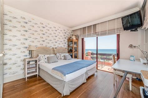 Frontline Beach Penthouse In Alicate Playa Marbella East