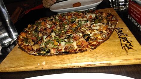 Bondi Pizza Macquarie Centre Neateatsydney