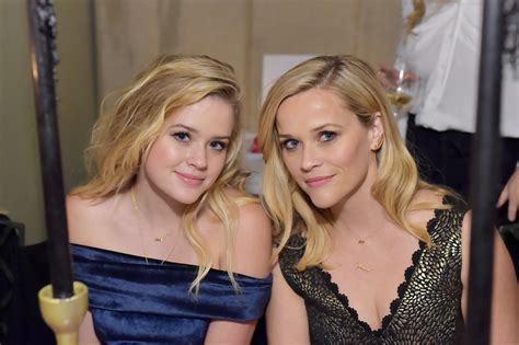 Reese Witherspoon, Her Mom, and Her Daughter Could Pass for Triplets in ...