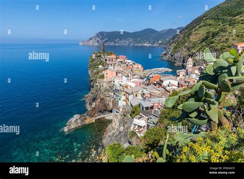 Vernazza View Hi Res Stock Photography And Images Alamy