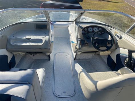 97 Bayliner 2050 Capri 57 W New Floor And Wakeboard Tower 1997 For