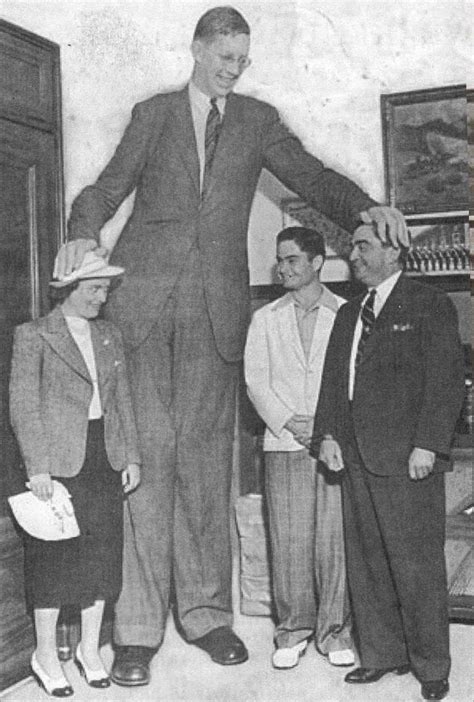 Robert Wadlow Growth Chart