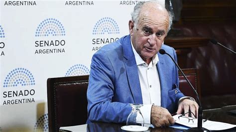 Oscar Parrilli le contestó al presidente de la Corte y reclamó que se