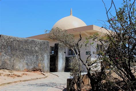 In Search Of A Nabi The Tomb Of Nabi Ayyub Halal Travel Guide