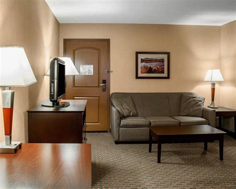 Comfort Inn & Suites Watertown - 1000 Islands Watertown, New York, US ...