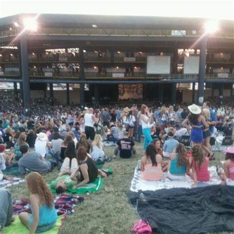 Hollywood Casino Amphitheatre Lawn Seats - castfox