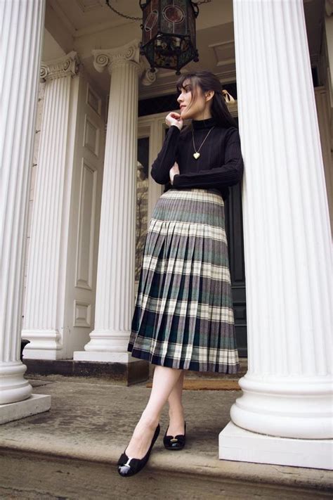 Vintage Plaid Skirt Carolina Pinglo In Elegant Skirt Outfits