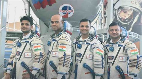 Who Are These 4 Pilots Chosen For Gaganyaan Mission