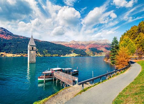 Val Venosta, ciclabili e aree verdi lungo il lago Resia