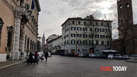 Strage Di Migranti Nel Mediterraneo Manifestazione In Piazza Ordelaffi