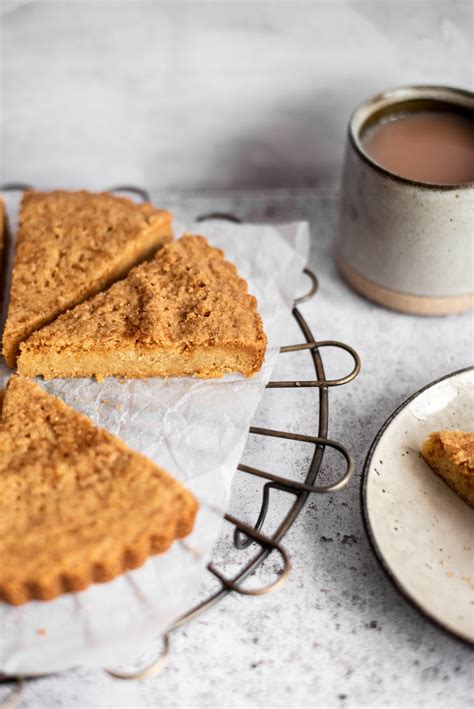 Scottish Petticoat Tails Shortbread Recipe