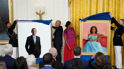 Barack Obama Und Michelle Obama Enth Llen Offizielle Portr Ts Im Wei En