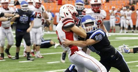 Horseheads football: Max Chamberlain's 338 yards and six touchdowns led Hilton past Horseheads.