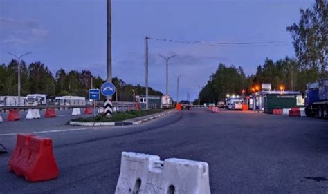 На границе Беларуси и России ввели пограничный контроль с проверкой ...