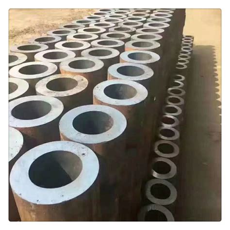 Hot Rolled Gb Standard Automotive Welding New Seamless Steel Pipe Low Carbon Steel Round Tubing