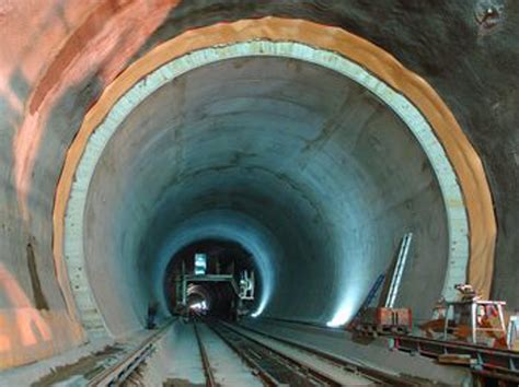 Suiza Inaugura El Túnel De San Gotardo El Más Largo Y Profundo Del Mundo