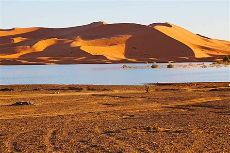 الكثبان الرملية المغربية الحرارة القاحلة صورة الخلفية والصورة للتنزيل