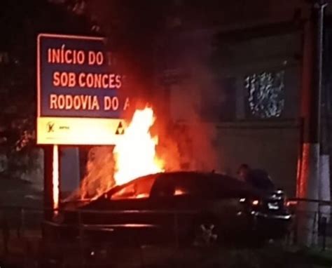 Carro Bate E Pega Fogo No Jardim Am Lia Em Vr Informa Cidade