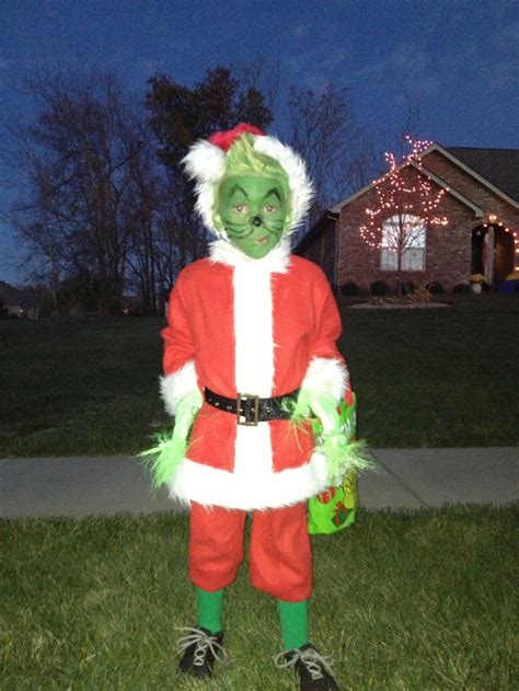 Grinch Costumes (for Men, Women, Kids) | PartiesCostume.com