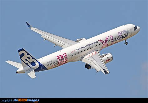 Airbus A Ny Airbus Industrie F Wwab Airteamimages