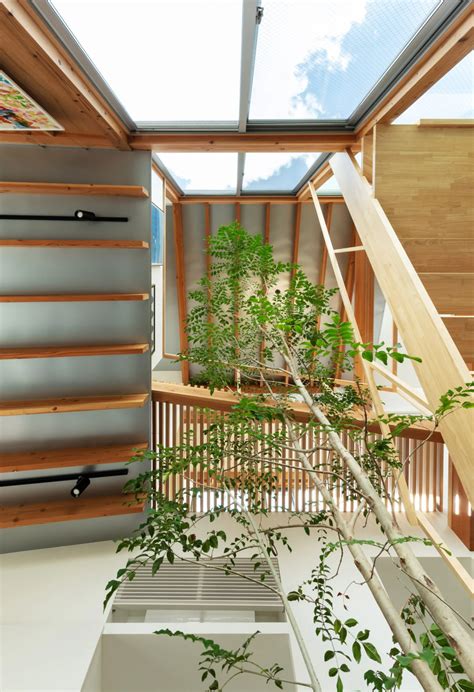 Yukawa Design Labs Margin House Features A Multipurpose Atrium Office Design Inspiration