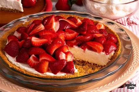 Strawberry Cream Cheese Pie Dixie Crystals