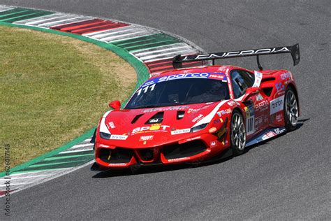 Foto De Scarperia July Ferrari Challenge Of Team Best Lap