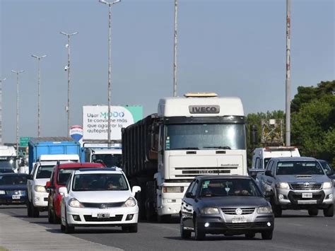 Restringen La Circulación De Camiones En Rutas Nacionales Y Autopistas