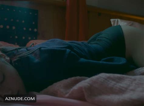 SARA MONTPETIT Nude AZNude