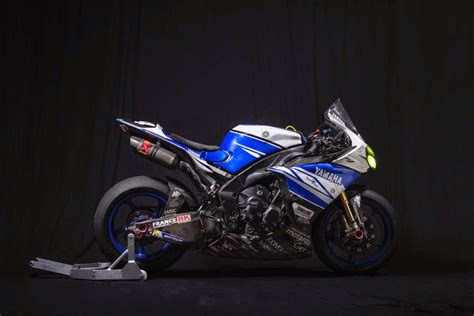 Racing Cafè Yamaha YZF R1 Team GMT94 World Champion 2014