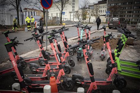 Sähköpotkulaudat Palaavat Perjantaina Turun Katukuvaan Uutiset Aamuset