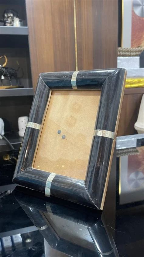 Wooden Golden Teak Wood Photo Frame For Decoration Size 4x6 Inch At