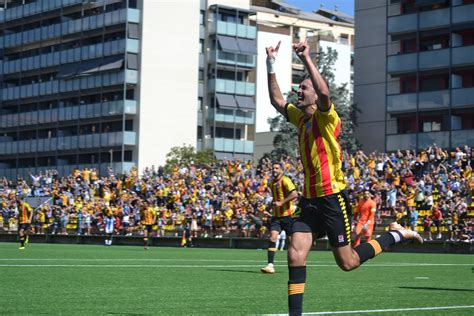 DSC 6081 UE Sant Andreu vs Hércules Daniel Cantón Martín Flickr