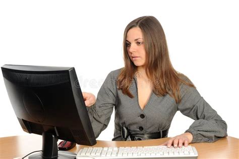 Verticale De La Femme Devant Son Ordinateur Image Stock Image Du Internet Mignon 13017199