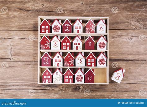 Wooden Perpetual Calendar Stock Image 92573785