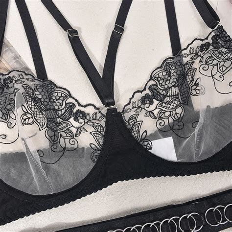 Fancy Lingerie Sexy Lace Sensual Underwear Uncensored Transparent Bra Garter Piece Luxury