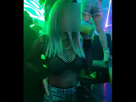 Esposa Exibida En Bar Xvideos