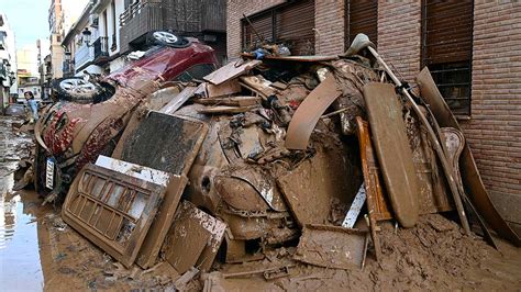 Van M S De Muertos Por Inundaciones En Valencia Llegan M S