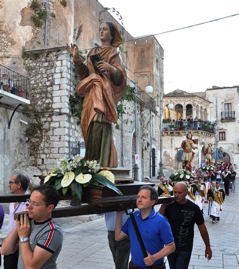 Culto E Processione Dei Santi Patroni Sannicandresi San Nicandro