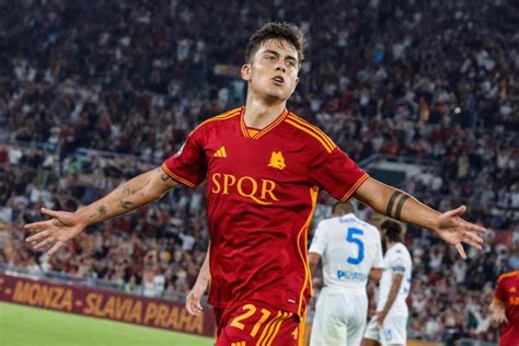 Ultima Tripletta Con La Roma Hanno Preso Dybala Calcionow