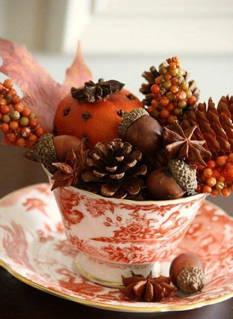 47 Cozy Pinecone Centerpieces For Fall And Thanksgiving - DigsDigs