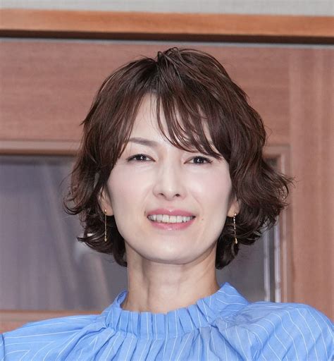 吉瀬美智子「楽しすぎました」と女優仲間2人との食事会を投稿 「最強美女軍団」の声 芸能写真ニュース 日刊スポーツ