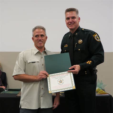 Florosa Man Earns Ocso Community Service Award Okaloosa County