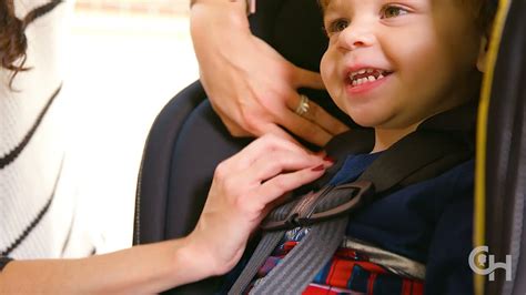 Cuándo es seguro que los niños usen alzador en el coche Guía completa