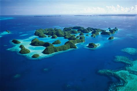 Tuvalu | 11 World's Fastest Disappearing Islands!